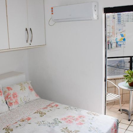 Apartamento Farol Barra Flat Salvador Buitenkant foto